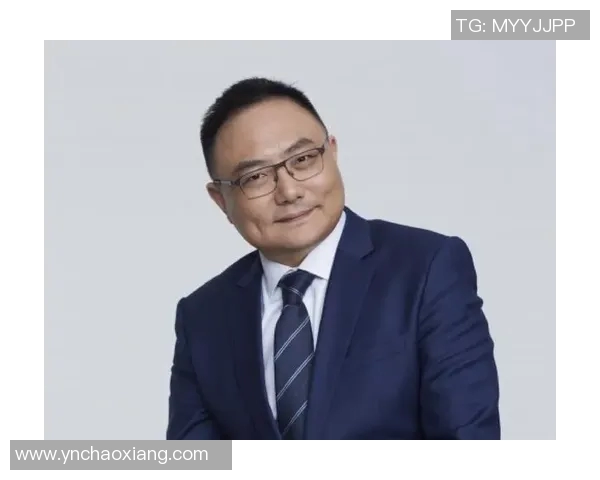 被人尊重的足球明星背后的奋斗故事与人生哲学探讨