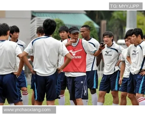 洲际杯精彩回顾：上海足球队默契配合展现团队实力与战术智慧